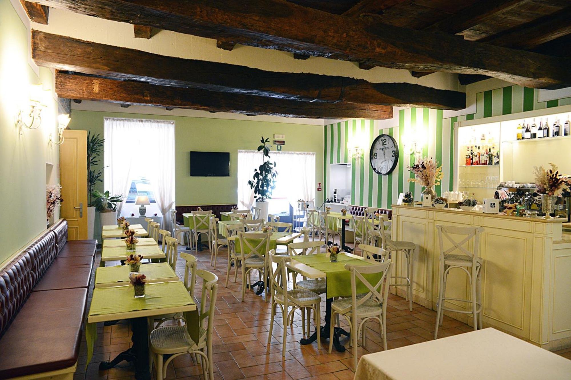 Hotel Borgo Antico Комо Экстерьер фото